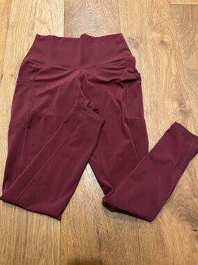 Maroon leggings, size medium